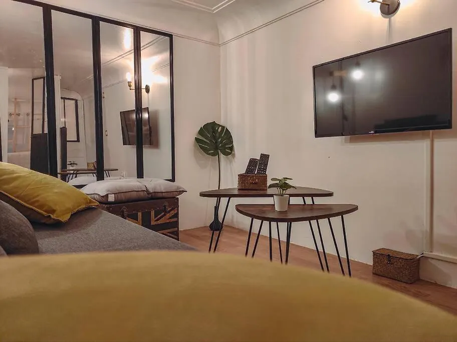 Joli Appartement Renove Dans Le Centre Proche Gare Marseille