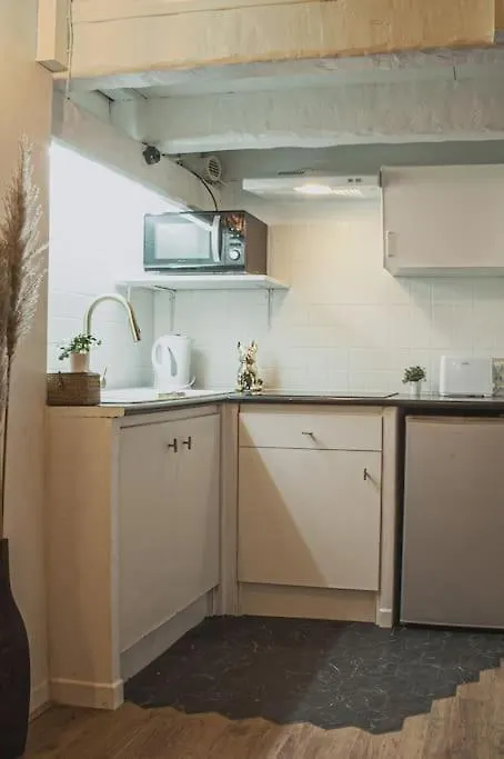 Joli Appartement Renove Dans Le Centre Proche Gare Marseille Apartment