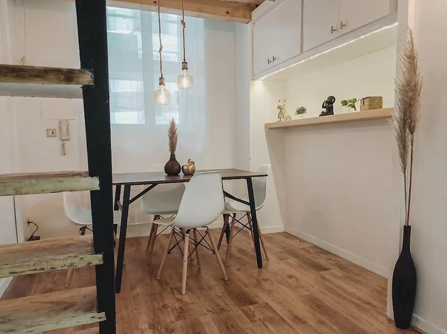 Joli Appartement Renove Dans Le Centre Proche Gare Marseille France