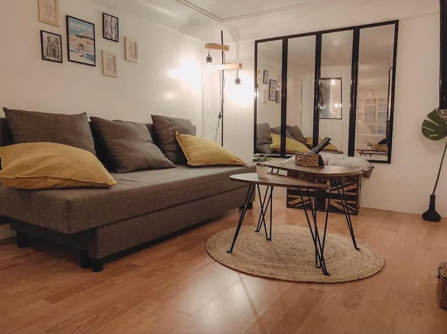 Apartment Joli Appartement Renove Dans Le Centre Proche Gare Marseille